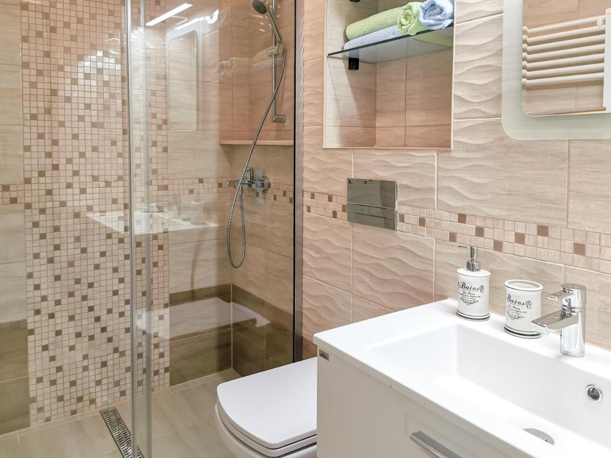 Ultracentral-Luxury Piata Victoriei Apartment Târgu-Mureş エクステリア 写真